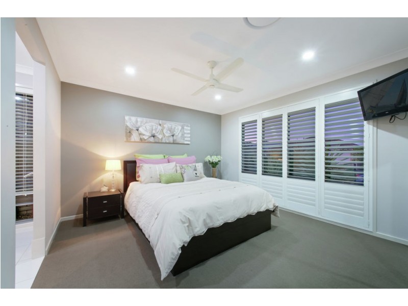 19 Severn Crescent, North Lakes QLD 4509