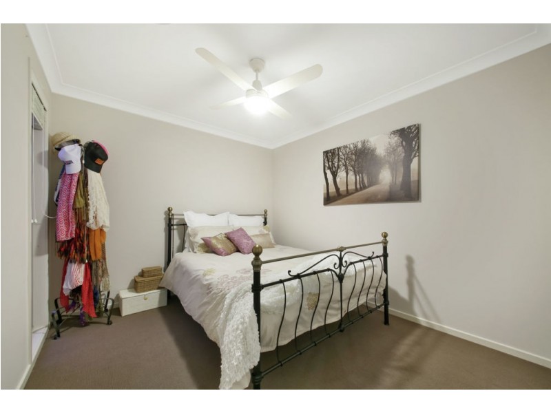 19 Severn Crescent, North Lakes QLD 4509