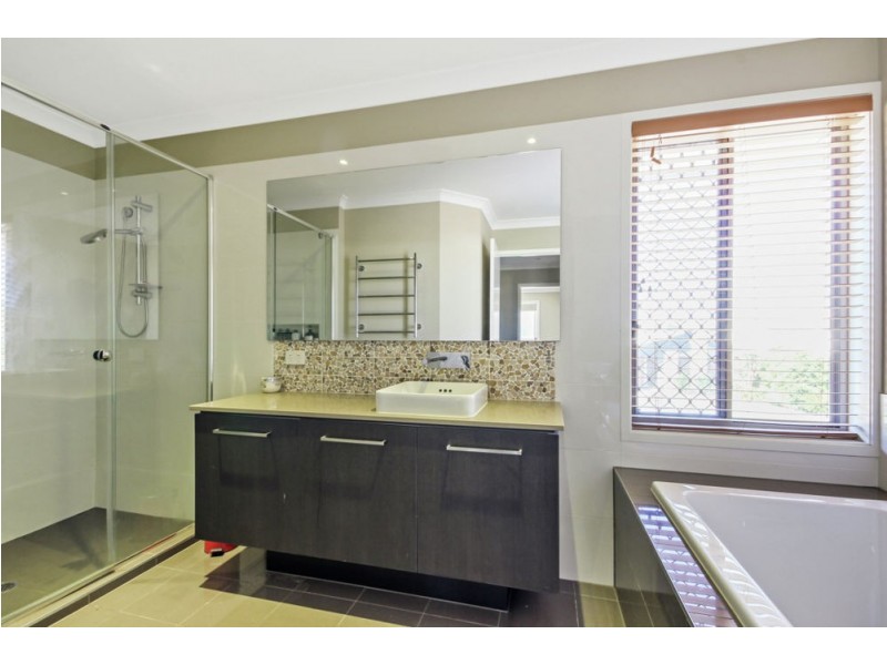 33 Morfontaine Street, North Lakes QLD 4509