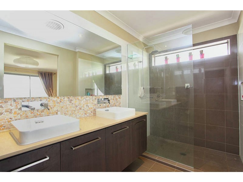 33 Morfontaine Street, North Lakes QLD 4509