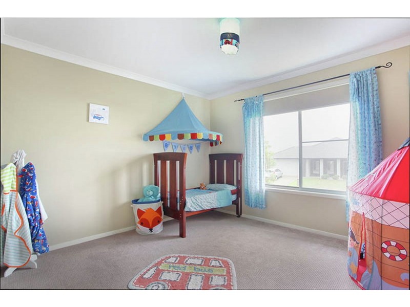 33 Morfontaine Street, North Lakes QLD 4509