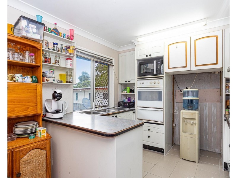 255 MacDonnell Road, Clontarf QLD 4019