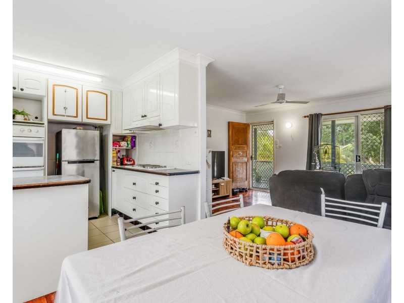 255 MacDonnell Road, Clontarf QLD 4019