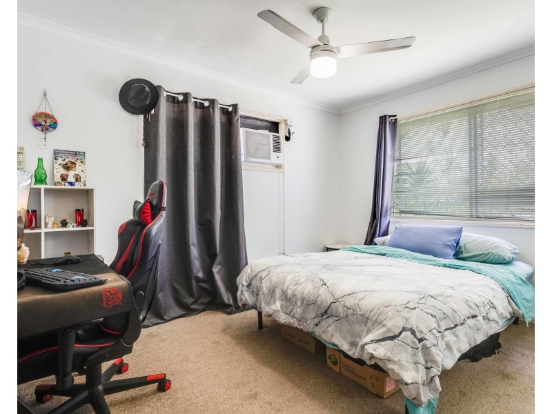 255 MacDonnell Road, Clontarf QLD 4019