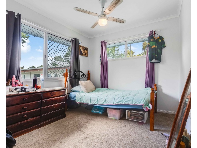 255 MacDonnell Road, Clontarf QLD 4019