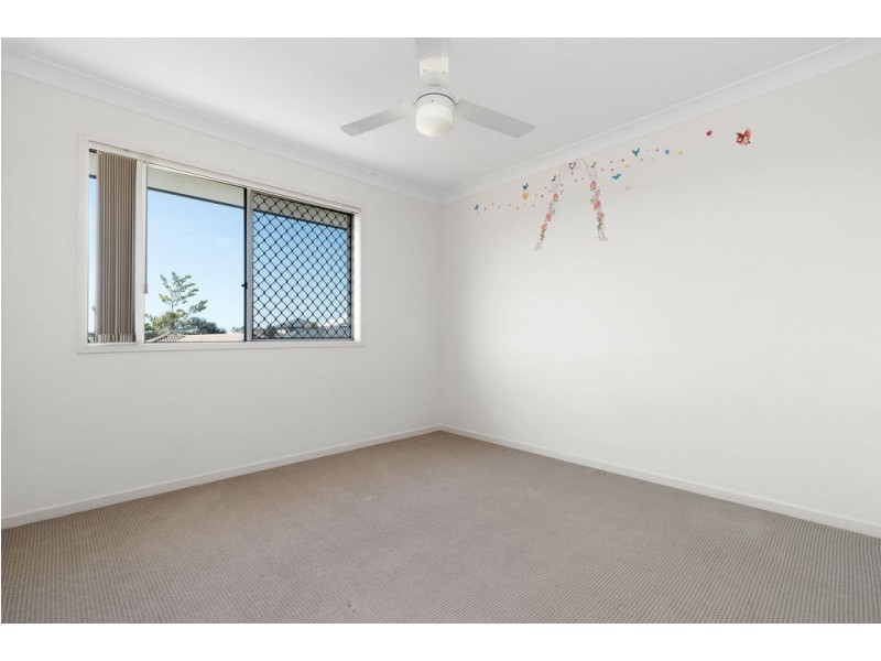 8 Melville Parade, North Lakes QLD 4509