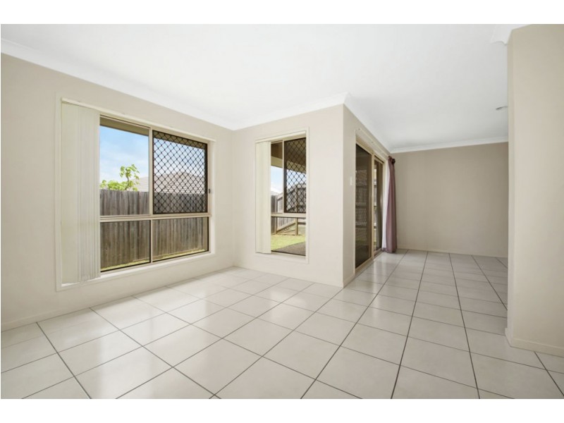 3 Daintree Circuit, North Lakes QLD 4509