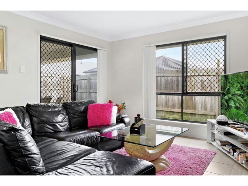 12 Daintree Circuit, North Lakes QLD 4509