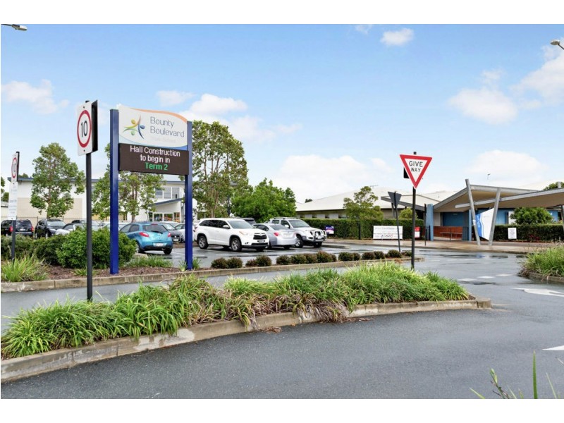 12 Daintree Circuit, North Lakes QLD 4509
