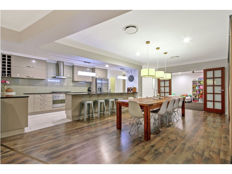 14 Waterway Crescent, Murrumba Downs QLD 4503