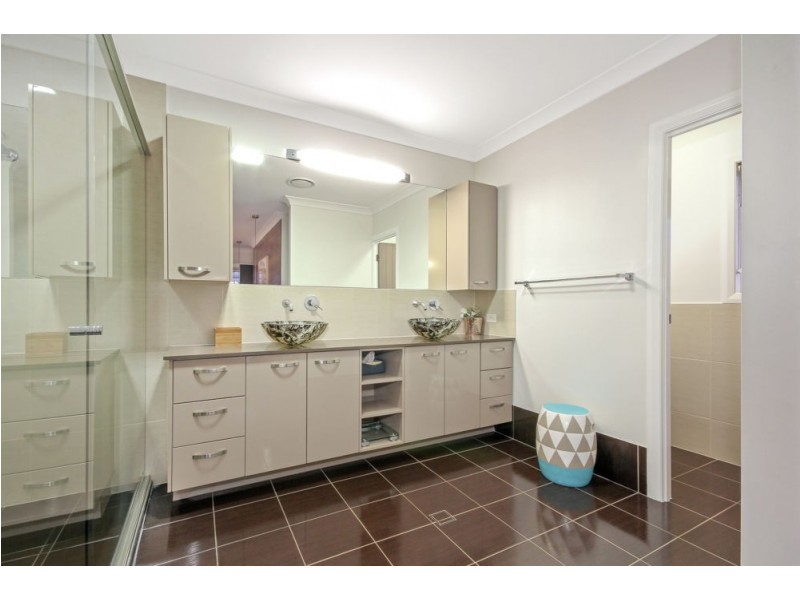 14 Waterway Crescent, Murrumba Downs QLD 4503