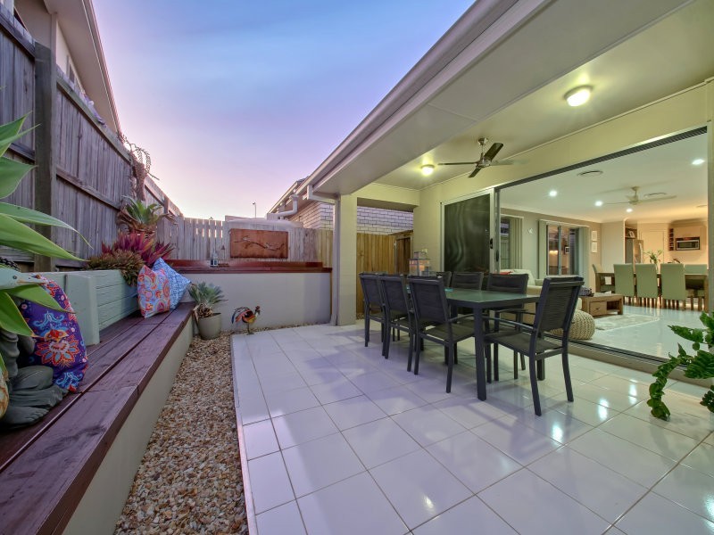 19 Severn Crescent, North Lakes QLD 4509