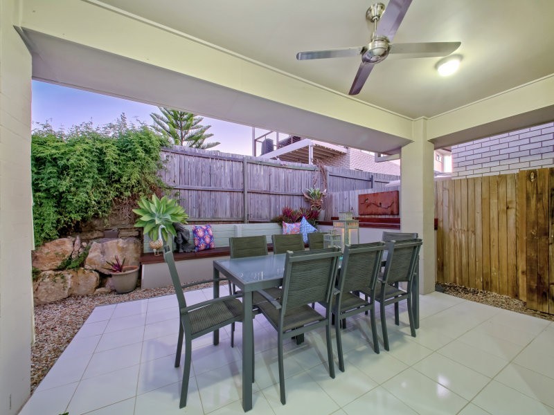19 Severn Crescent, North Lakes QLD 4509