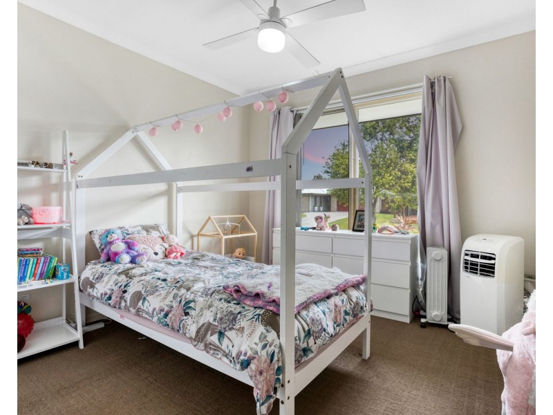 13 Riverstone Street, Ningi QLD 4511