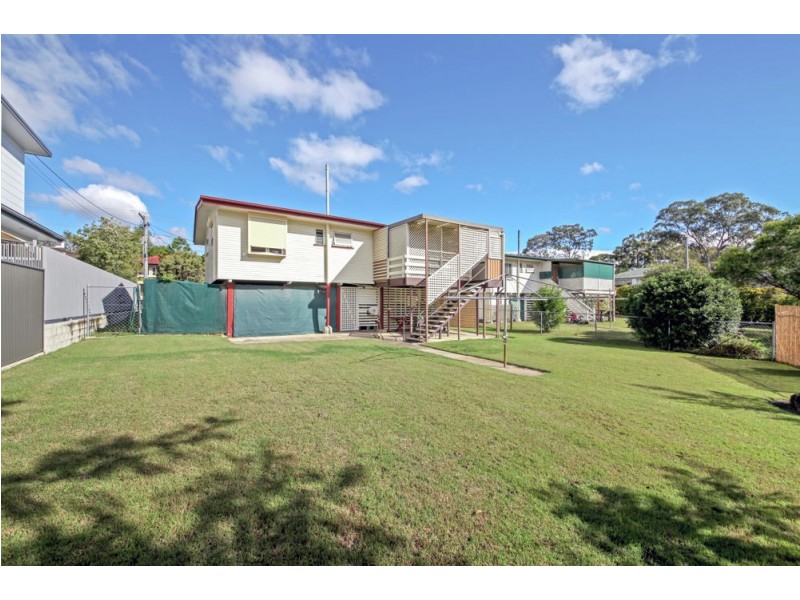 4 Beauval Street, Kedron QLD 4031