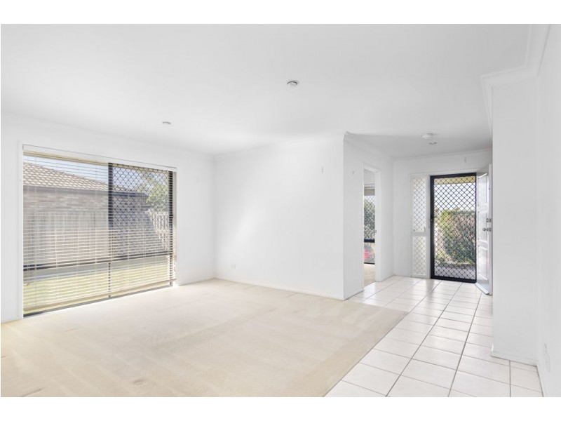 5 Bronze Court, Griffin QLD 4503