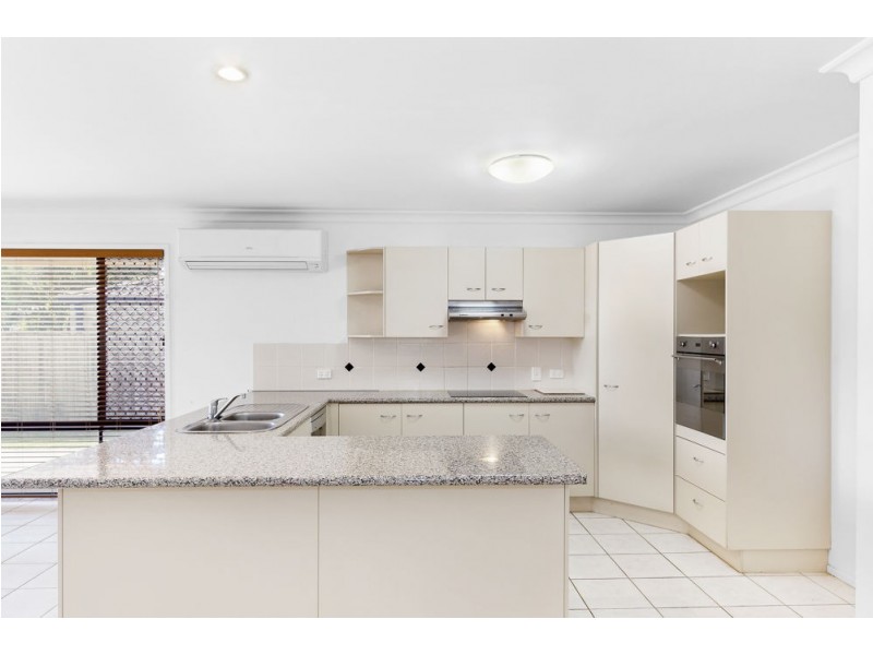 5 Bronze Court, Griffin QLD 4503