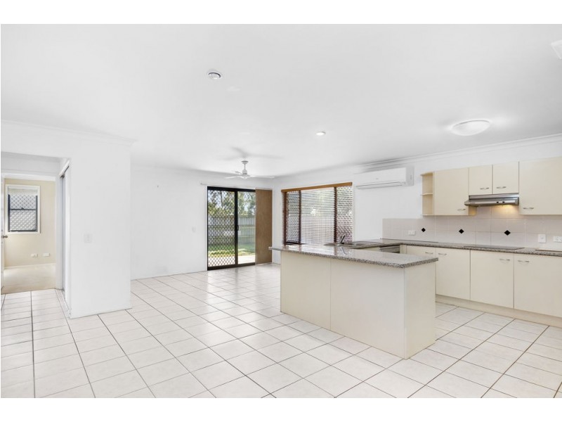 5 Bronze Court, Griffin QLD 4503