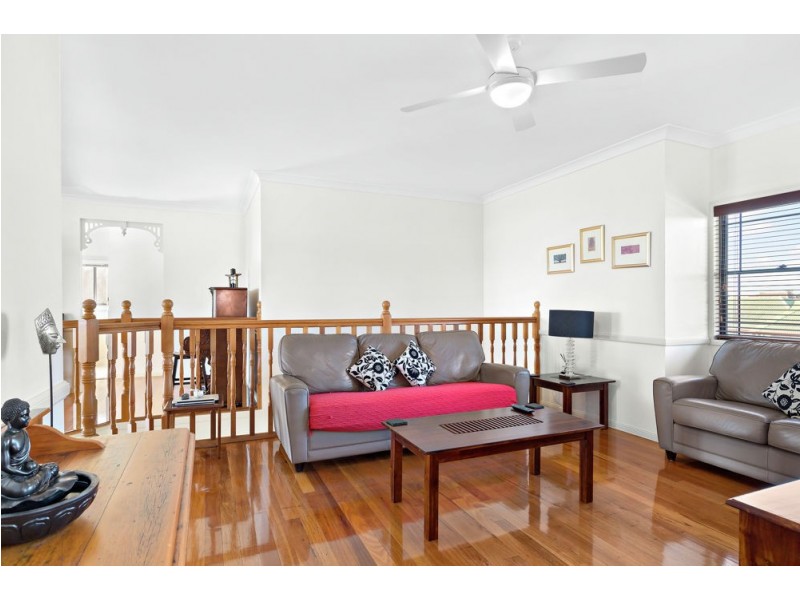 8 Hawkhurst Court, Murrumba Downs QLD 4503