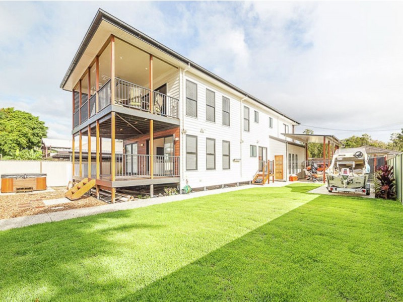 16 May Street, Bribie Island QLD 4507