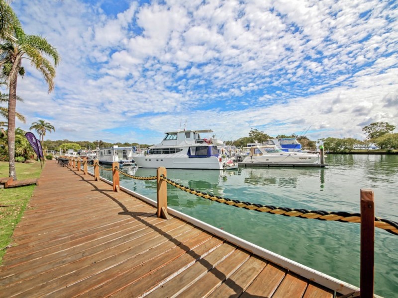 16 May Street, Bribie Island QLD 4507
