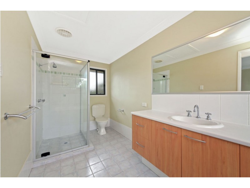 8 Elkington Circuit, North Lakes QLD 4509