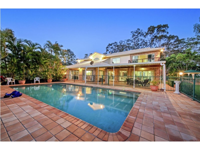 36 Hidden Valley Drive, Eatons Hill QLD 4037