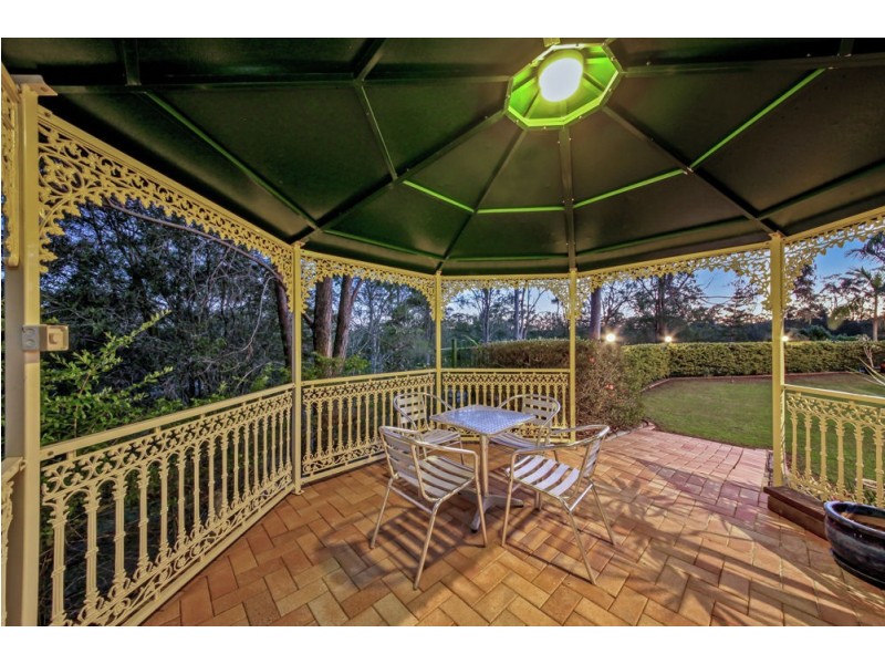 36 Hidden Valley Drive, Eatons Hill QLD 4037