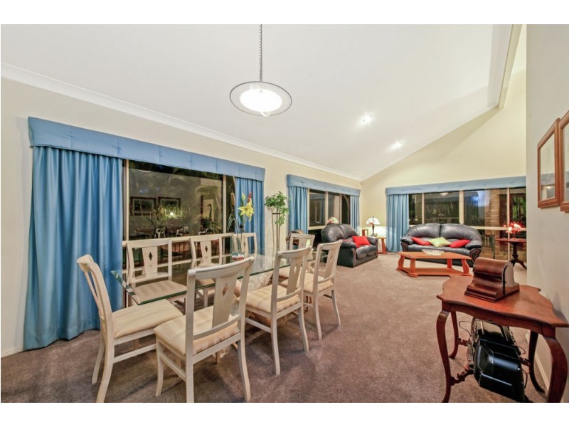 36 Hidden Valley Drive, Eatons Hill QLD 4037