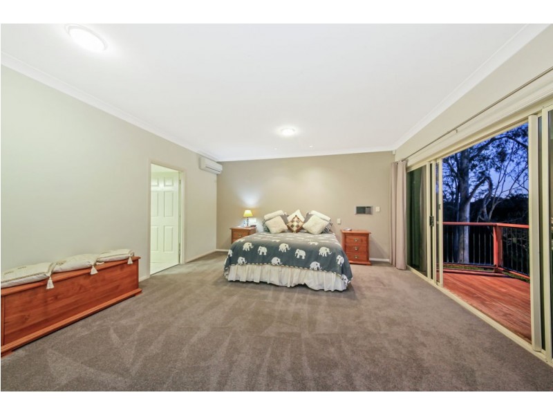 36 Hidden Valley Drive, Eatons Hill QLD 4037