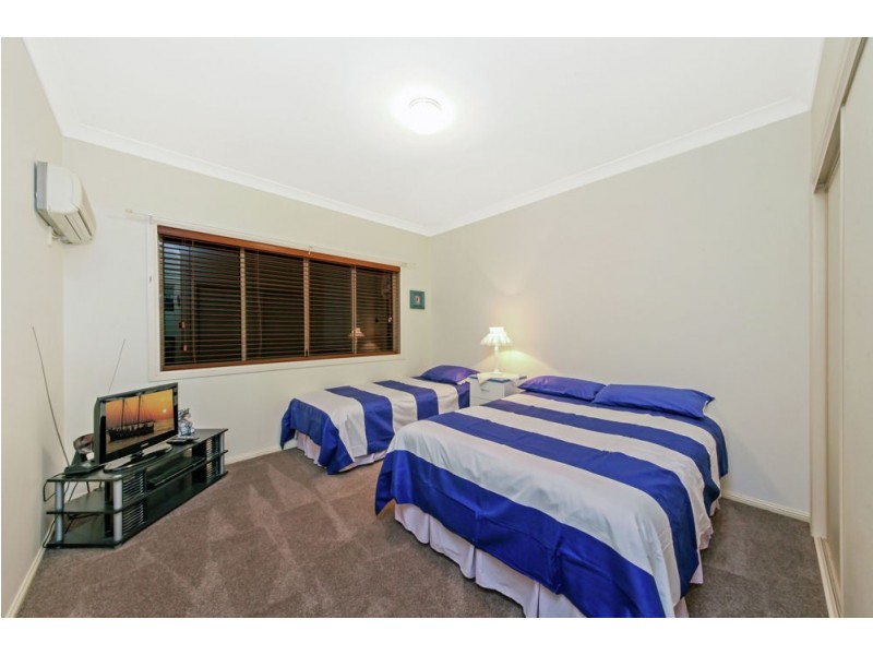 36 Hidden Valley Drive, Eatons Hill QLD 4037