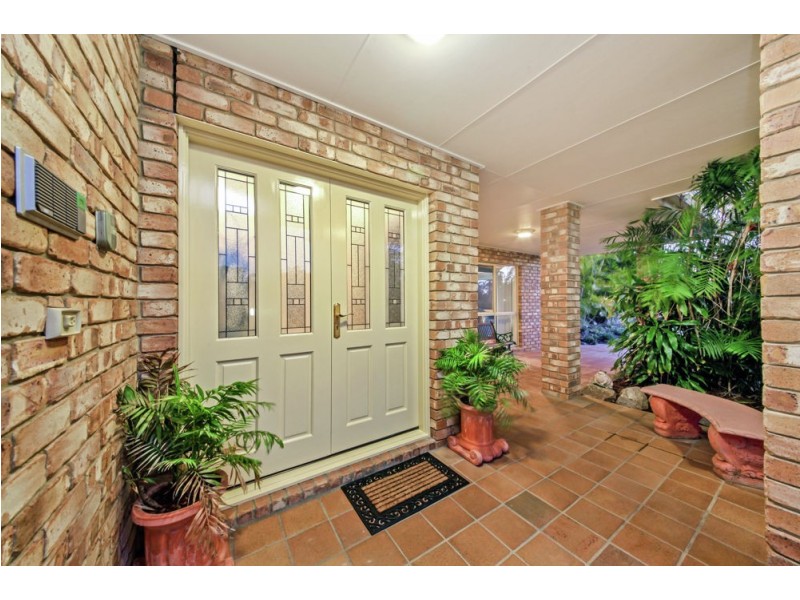 36 Hidden Valley Drive, Eatons Hill QLD 4037