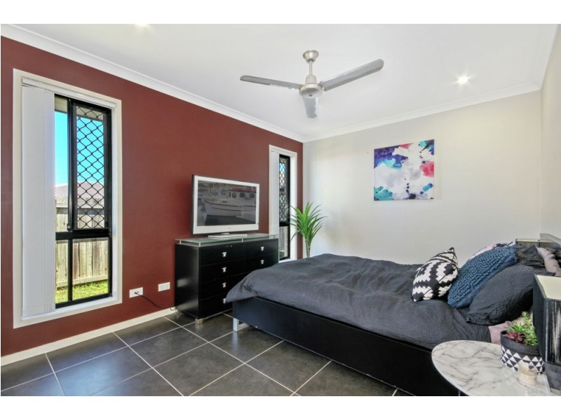 6 Miers Crescent, Murrumba Downs QLD 4503