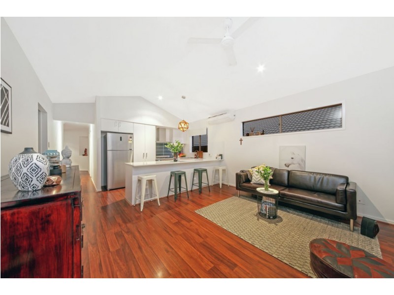 65 Mapleton Drive, North Lakes QLD 4509