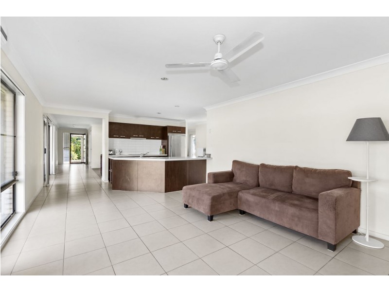 21 Wakeham Street, Kallangur QLD 4503