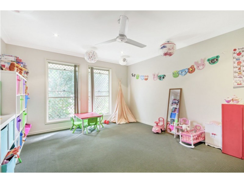 36 Tylah Street, Kallangur QLD 4503