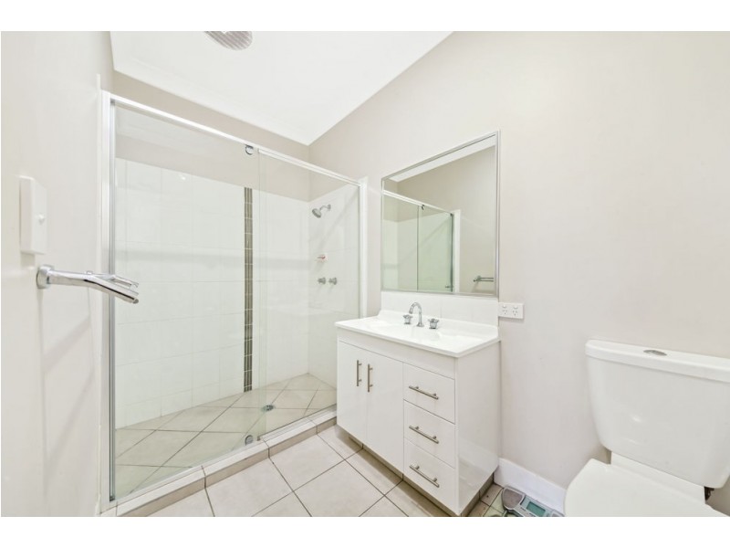 1 Wells Close, North Lakes QLD 4509