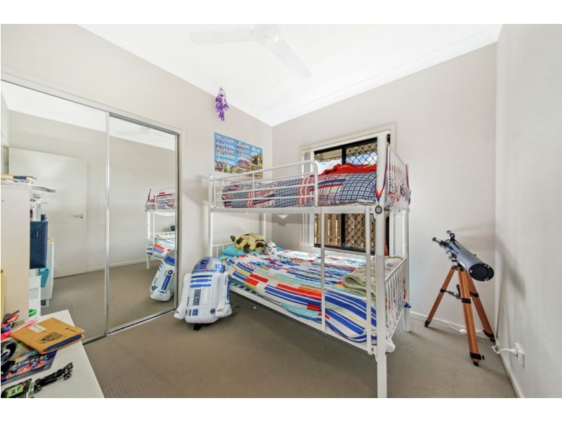 1 Wells Close, North Lakes QLD 4509