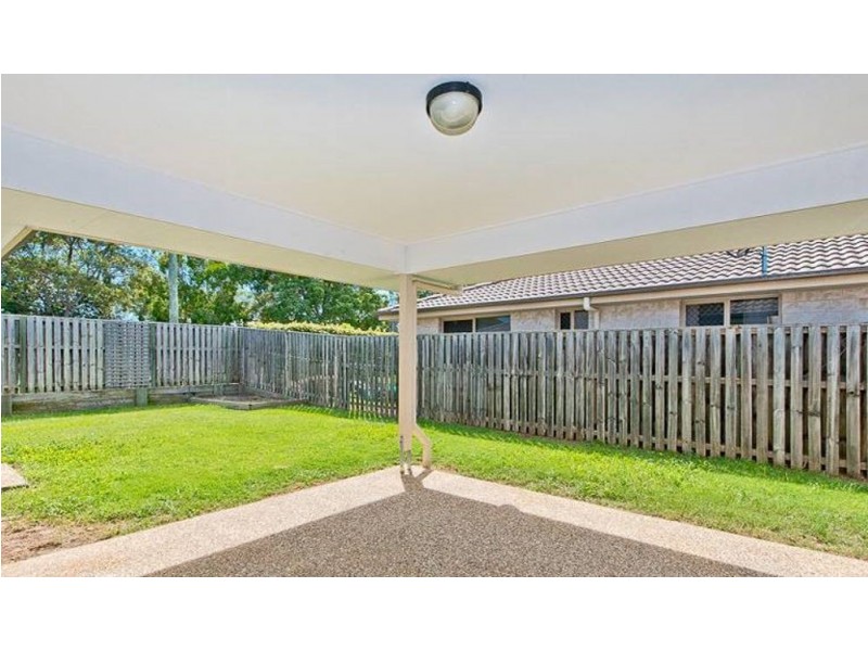 7 Roland Court, Kallangur QLD 4503
