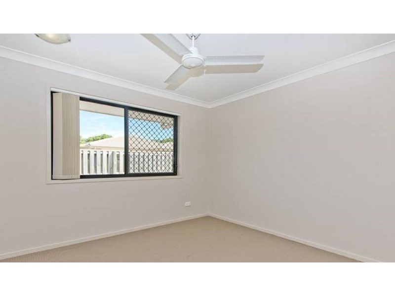 7 Roland Court, Kallangur QLD 4503