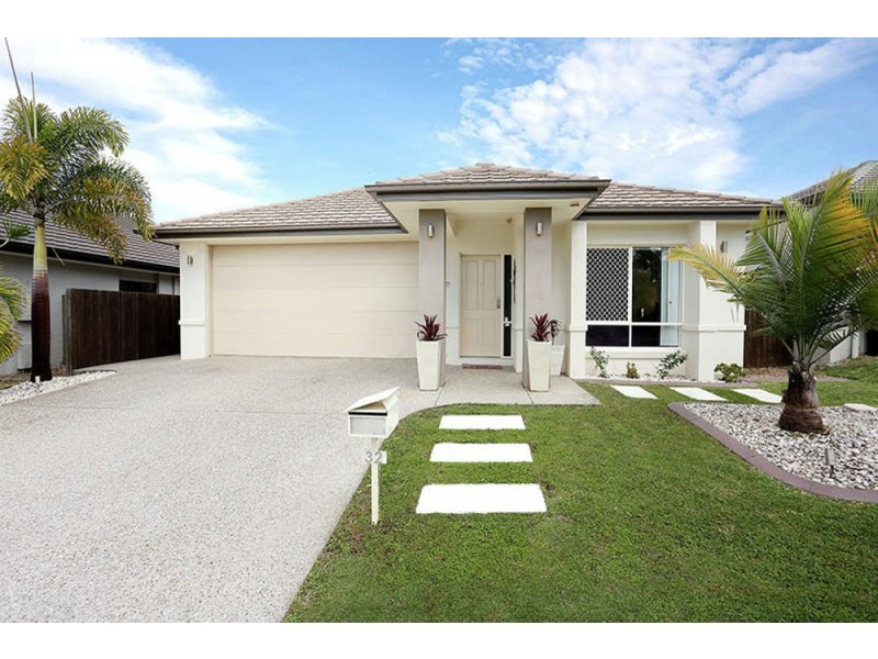 32 Langer Circuit, North Lakes QLD 4509