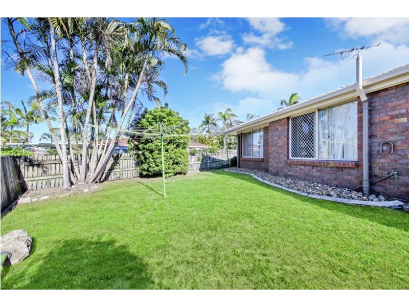 5 Oberong Court, Petrie QLD 4502