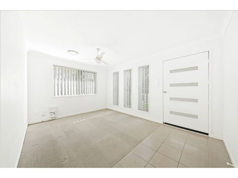 17 Adam Court, Kallangur QLD 4503