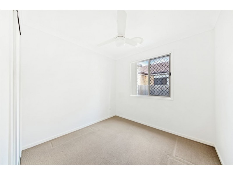 17 Adam Court, Kallangur QLD 4503