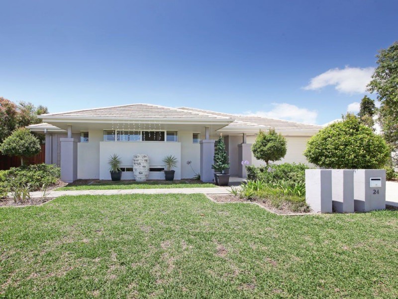 24 Forrestal Circuit, North Lakes QLD 4509