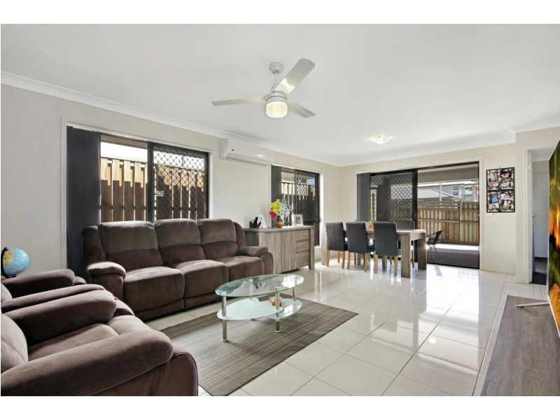 52 Otway Circuit, Fitzgibbon QLD 4018