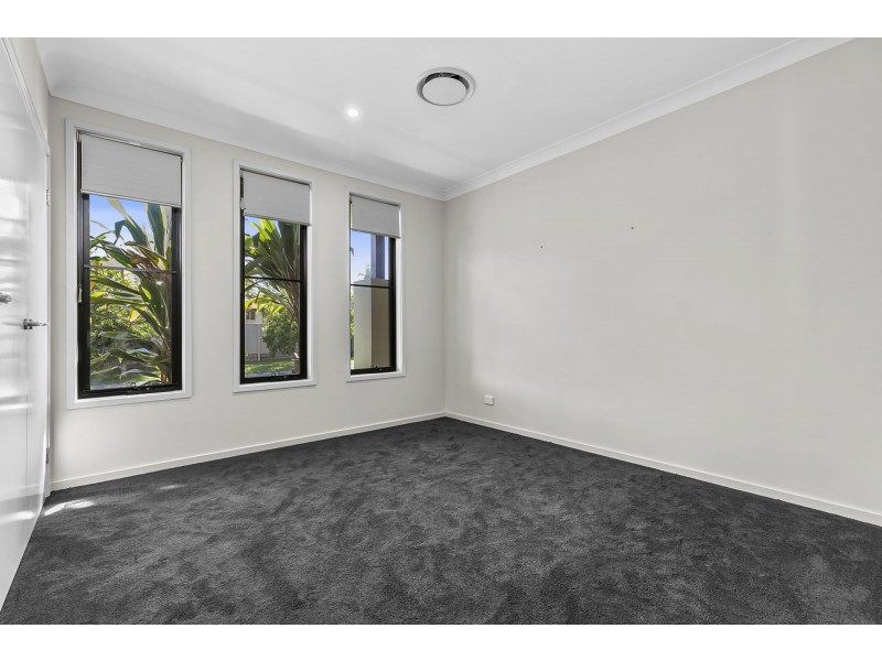 28 Waterway crescent, Murrumba Downs QLD 4503