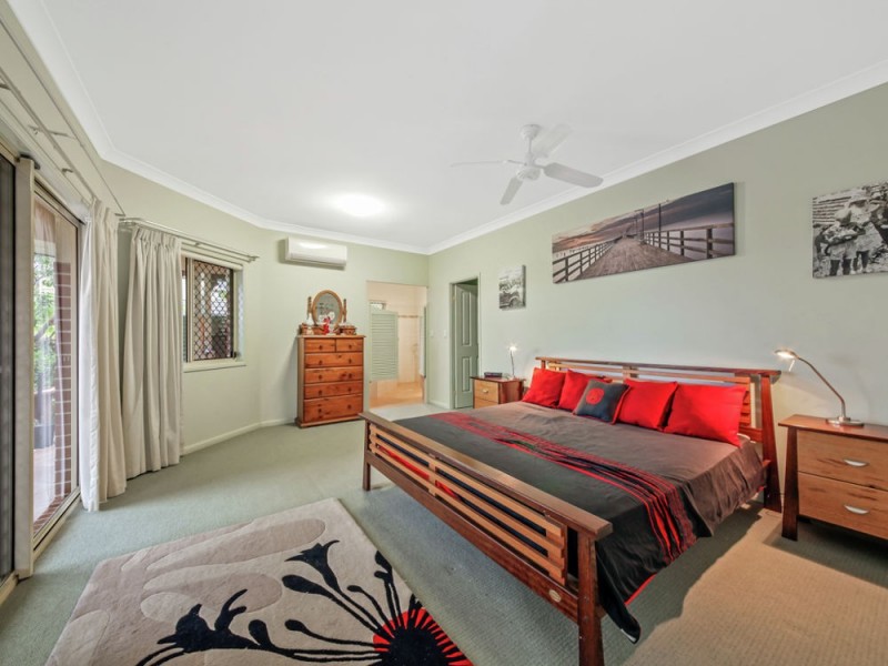 2 Lough Court, Murrumba Downs QLD 4503