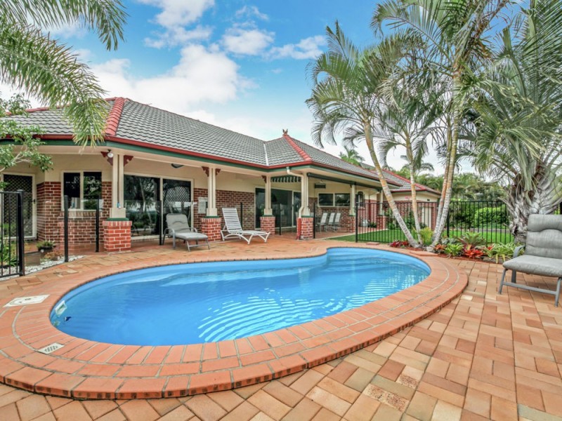 2 Lough Court, Murrumba Downs QLD 4503