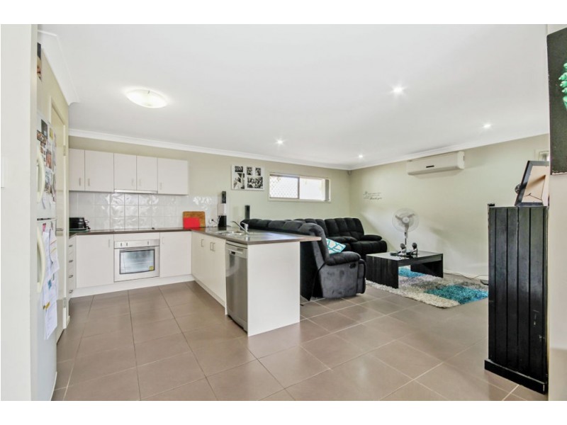 8 Capital Street, North Lakes QLD 4509